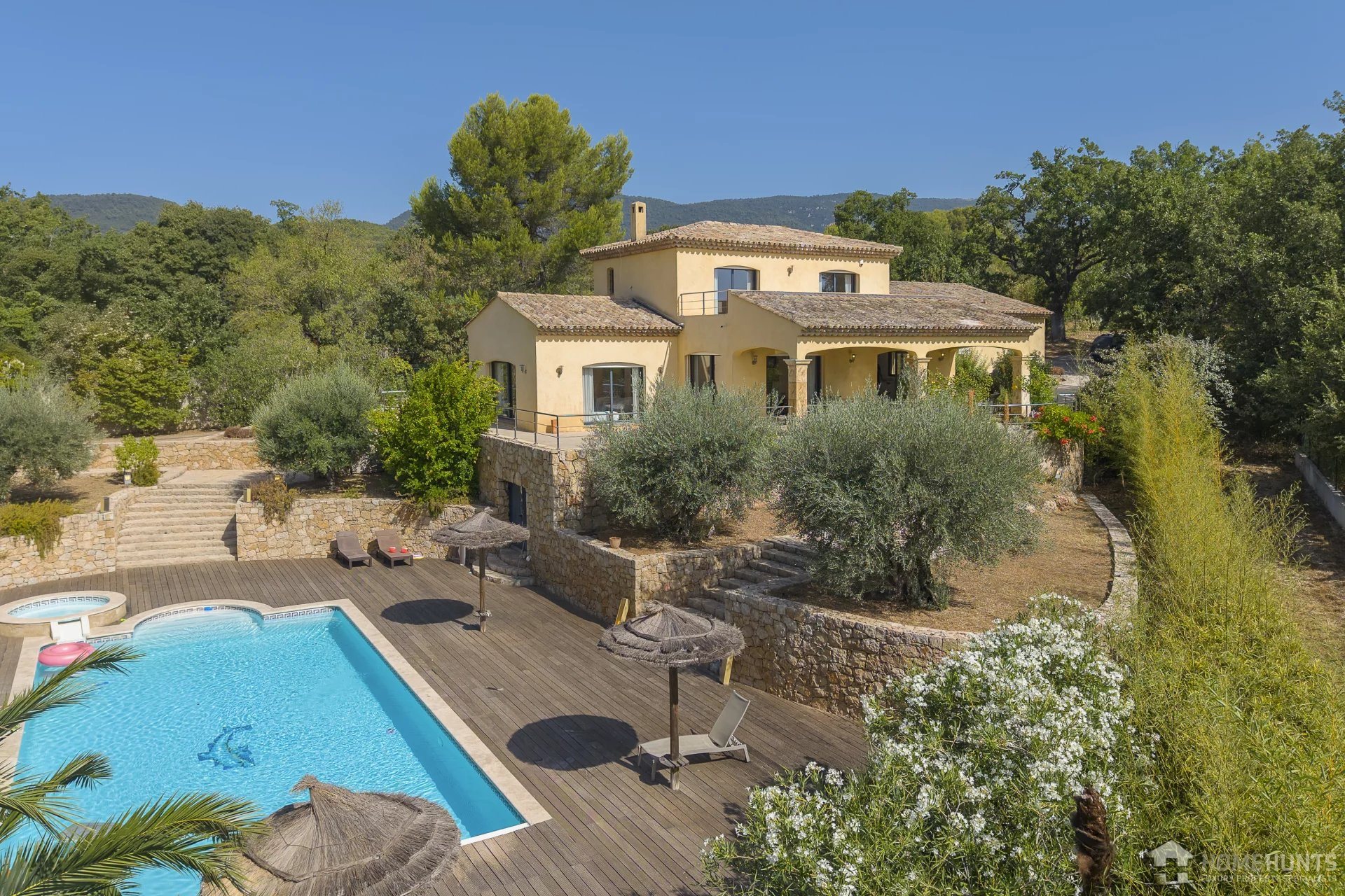 Maison à vendre, 266m², Seillans