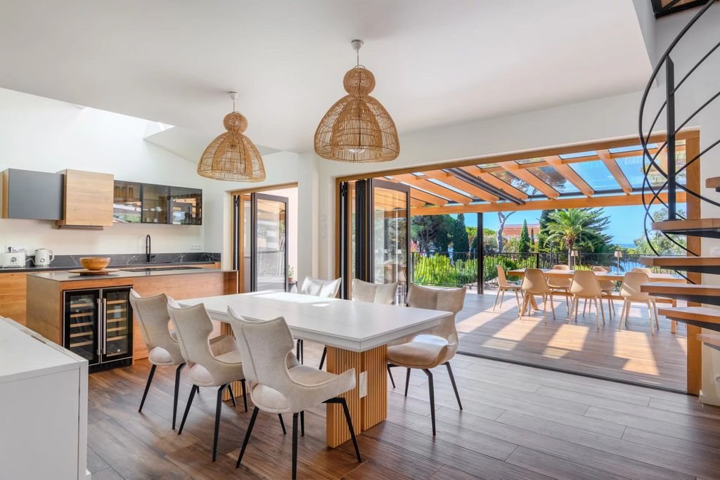 Maison à vendre, 199m², Carqueiranne