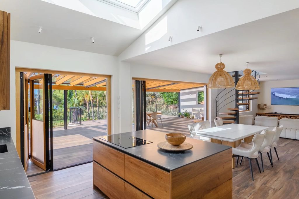 Maison à vendre, 199m², Carqueiranne