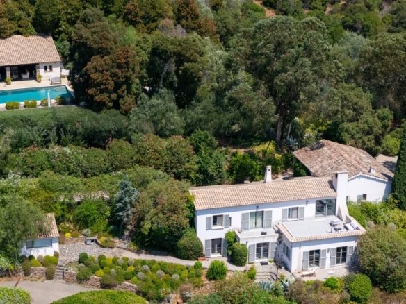 Maison à vendre, 400m², La Croix-Valmer