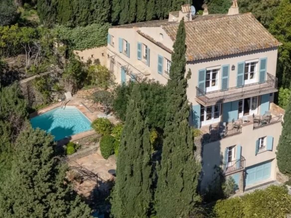 Maison à vendre, 265m², Grimaud