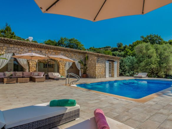Maison à vendre, 345m², Peymeinade