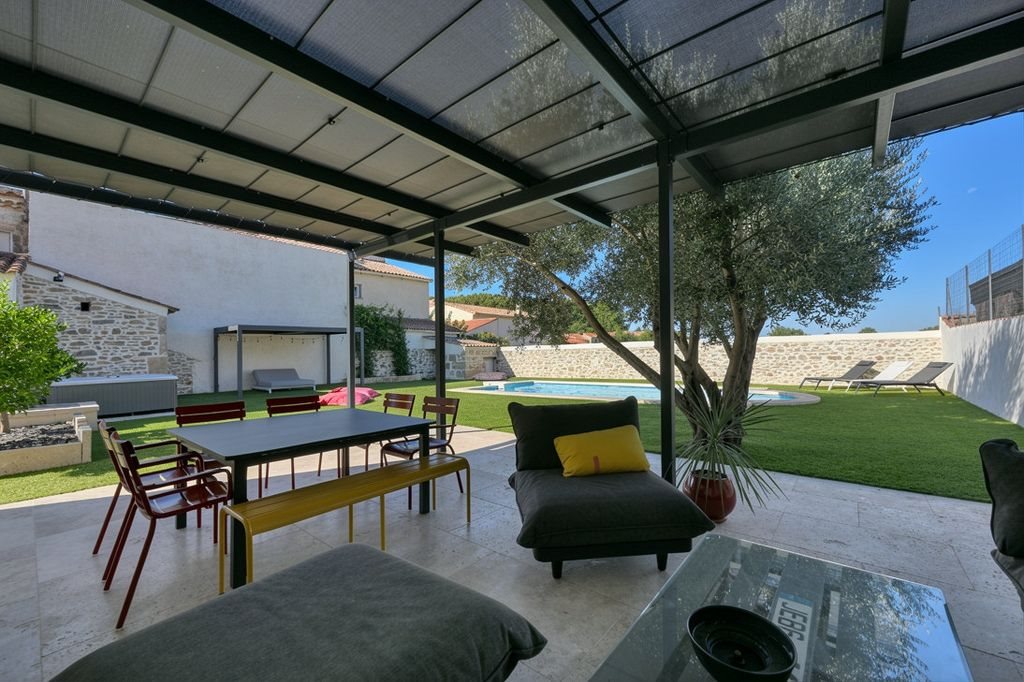 Maison à vendre, 200m², Nîmes