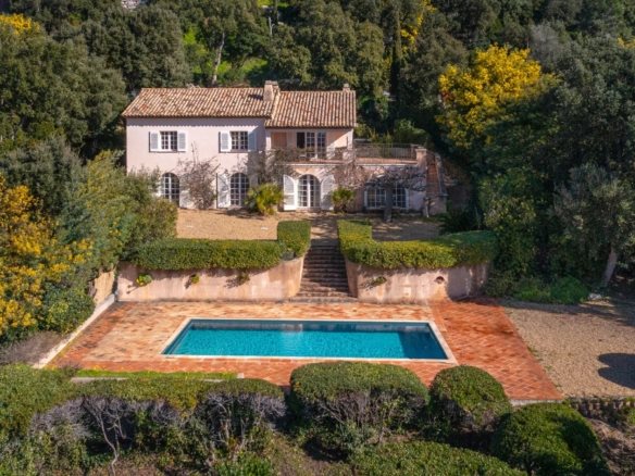 Maison à vendre, 240m², Rayol-Canadel-sur-Mer