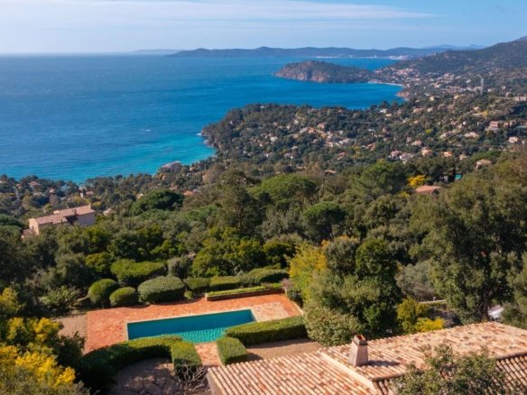 Maison à vendre, 240m², Rayol-Canadel-sur-Mer