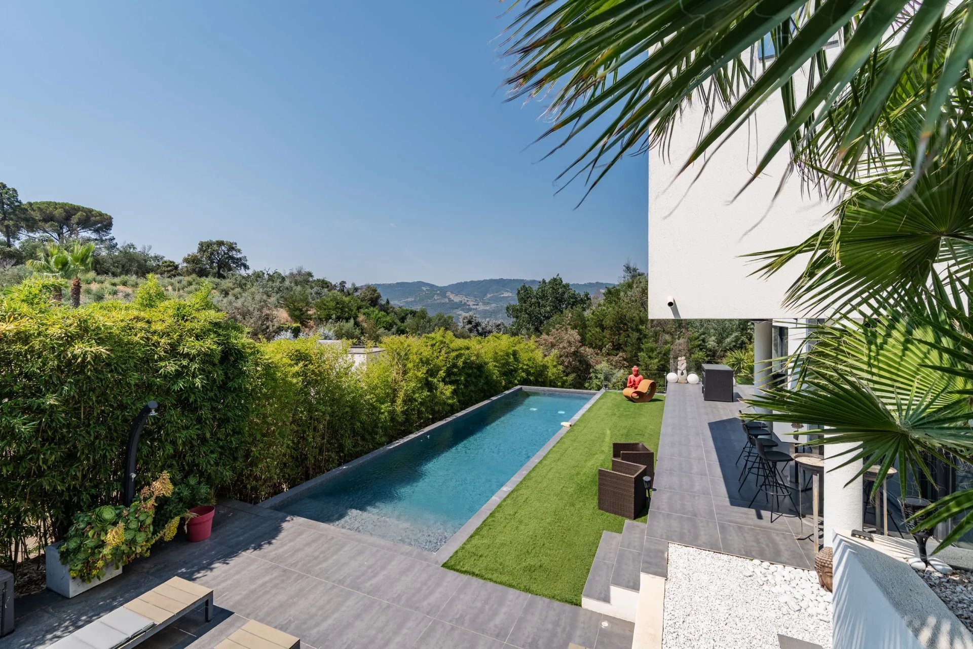 Maison à vendre, 200m², La Roquette-sur-Siagne