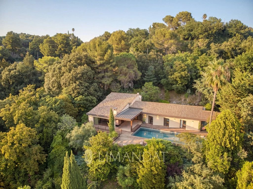 Maison à vendre, 330m², Saint-Paul-de-Vence