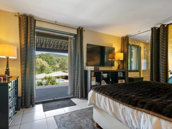 Maison à vendre, 200m², Gassin
