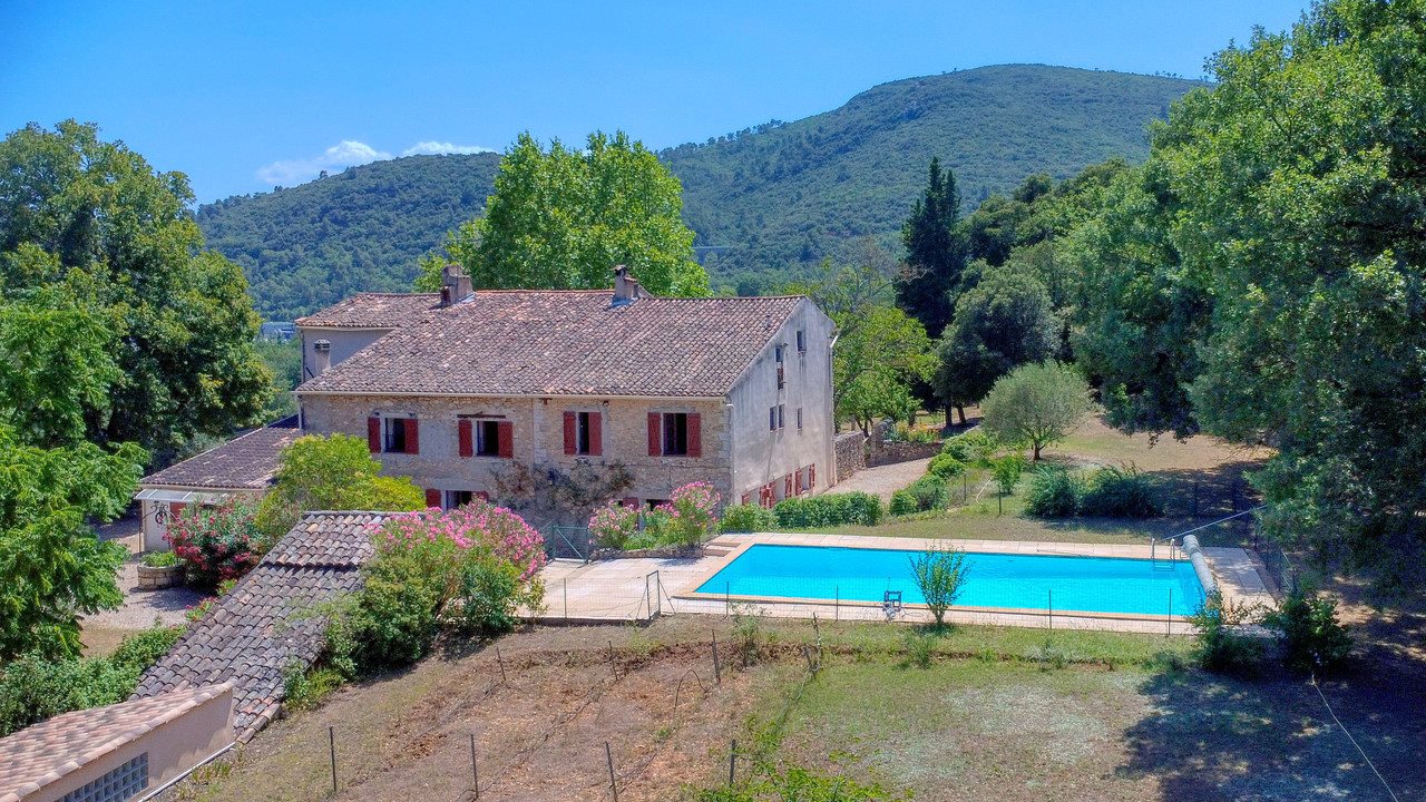 Maison à vendre, 505m², Saint-Maximin-la-Sainte-Baume