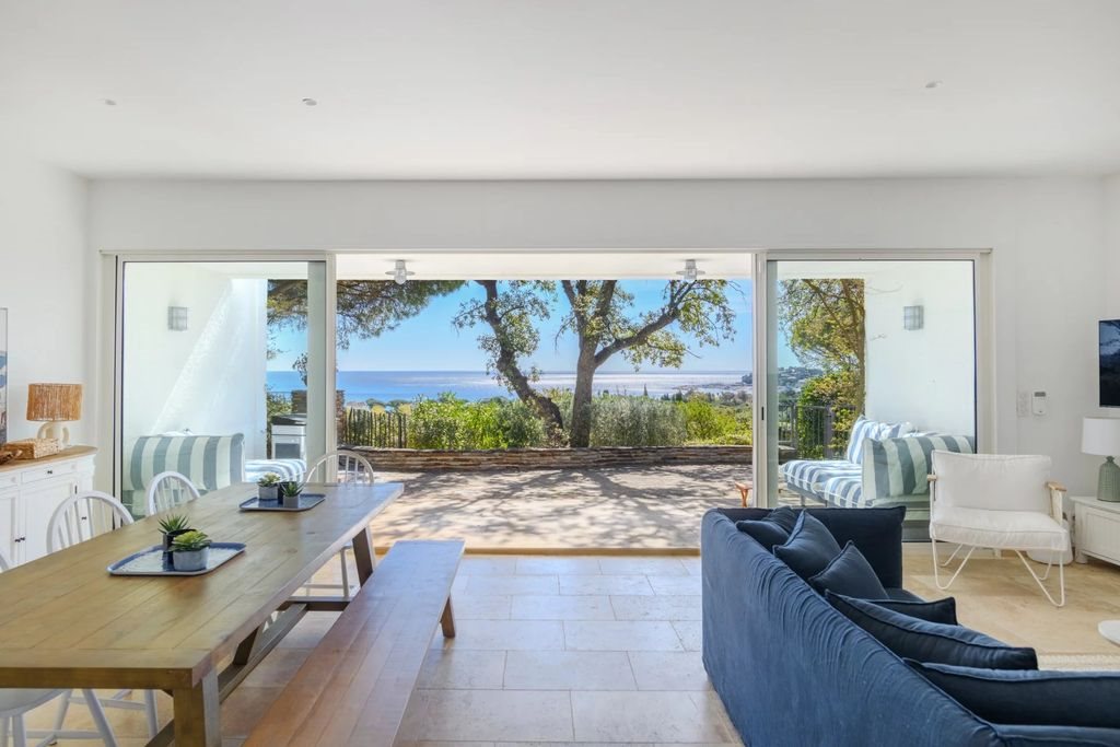 Maison à vendre, 155m², Cavalaire-sur-Mer