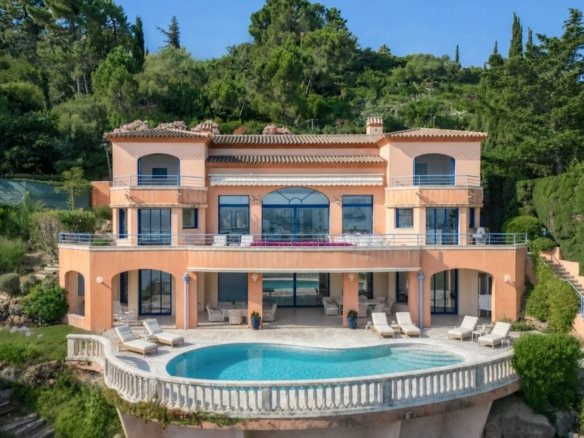 Maison à vendre, 322m², Théoule-sur-Mer