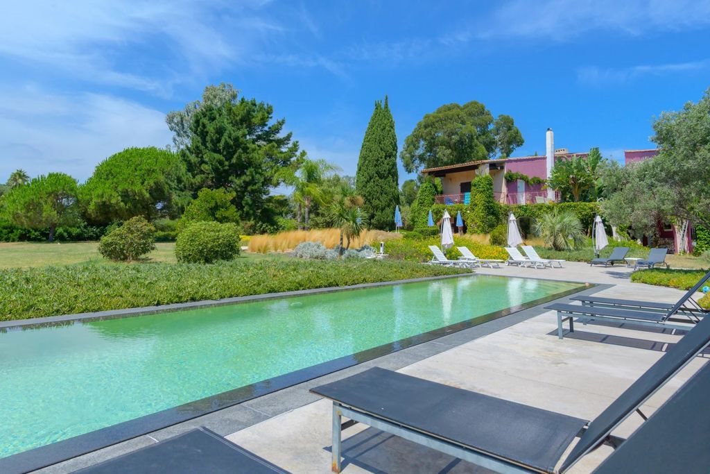 Maison à vendre, 500m², La Londe-les-Maures
