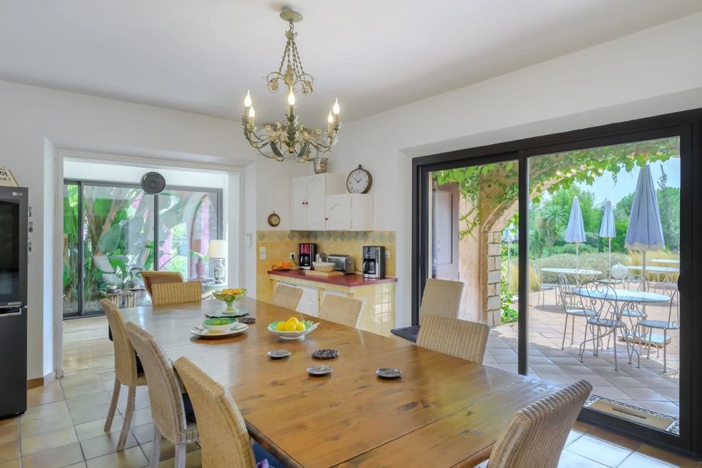 Maison à vendre, 500m², La Londe-les-Maures