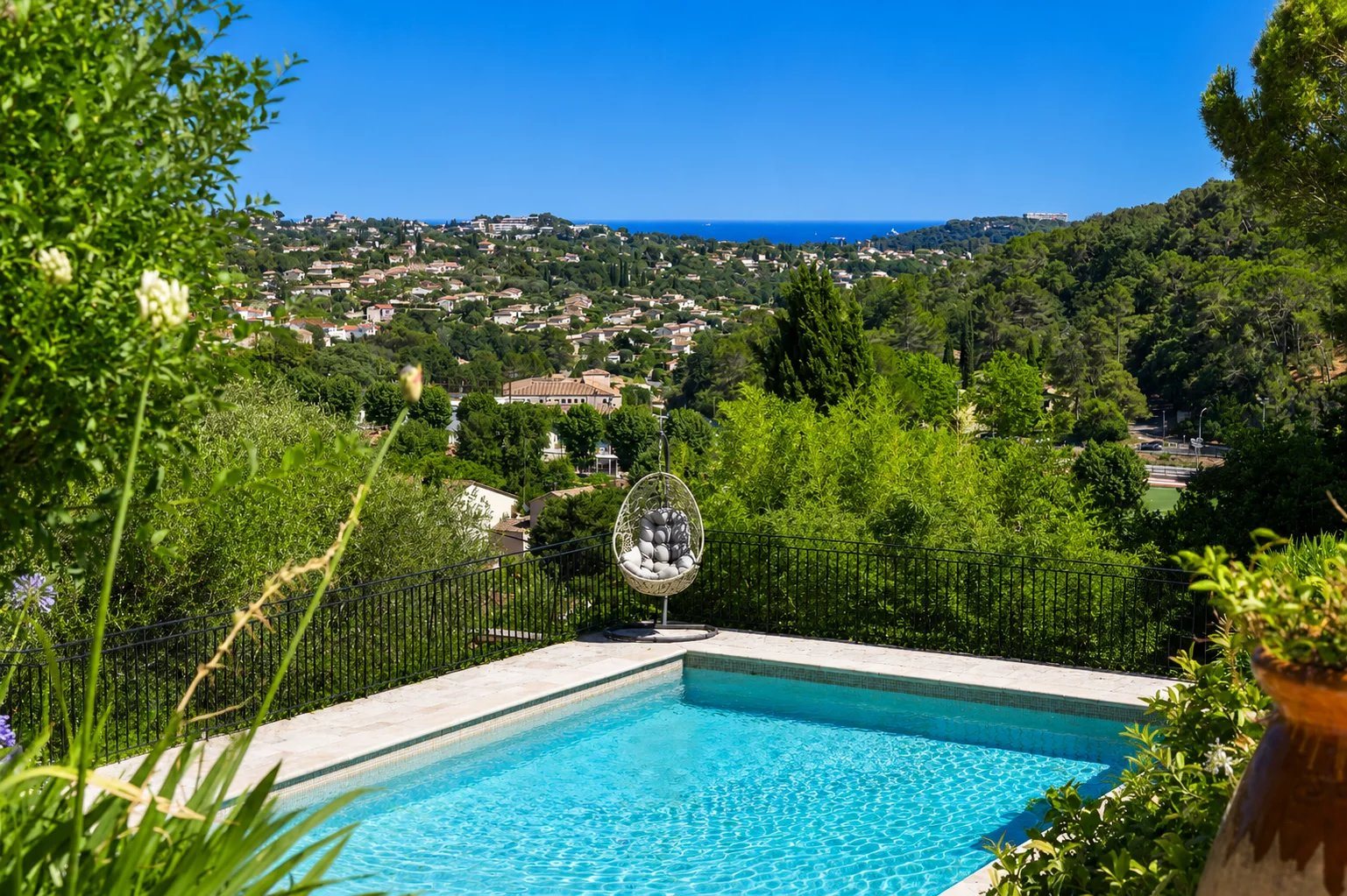 Maison à vendre, 400m², La Colle-sur-Loup