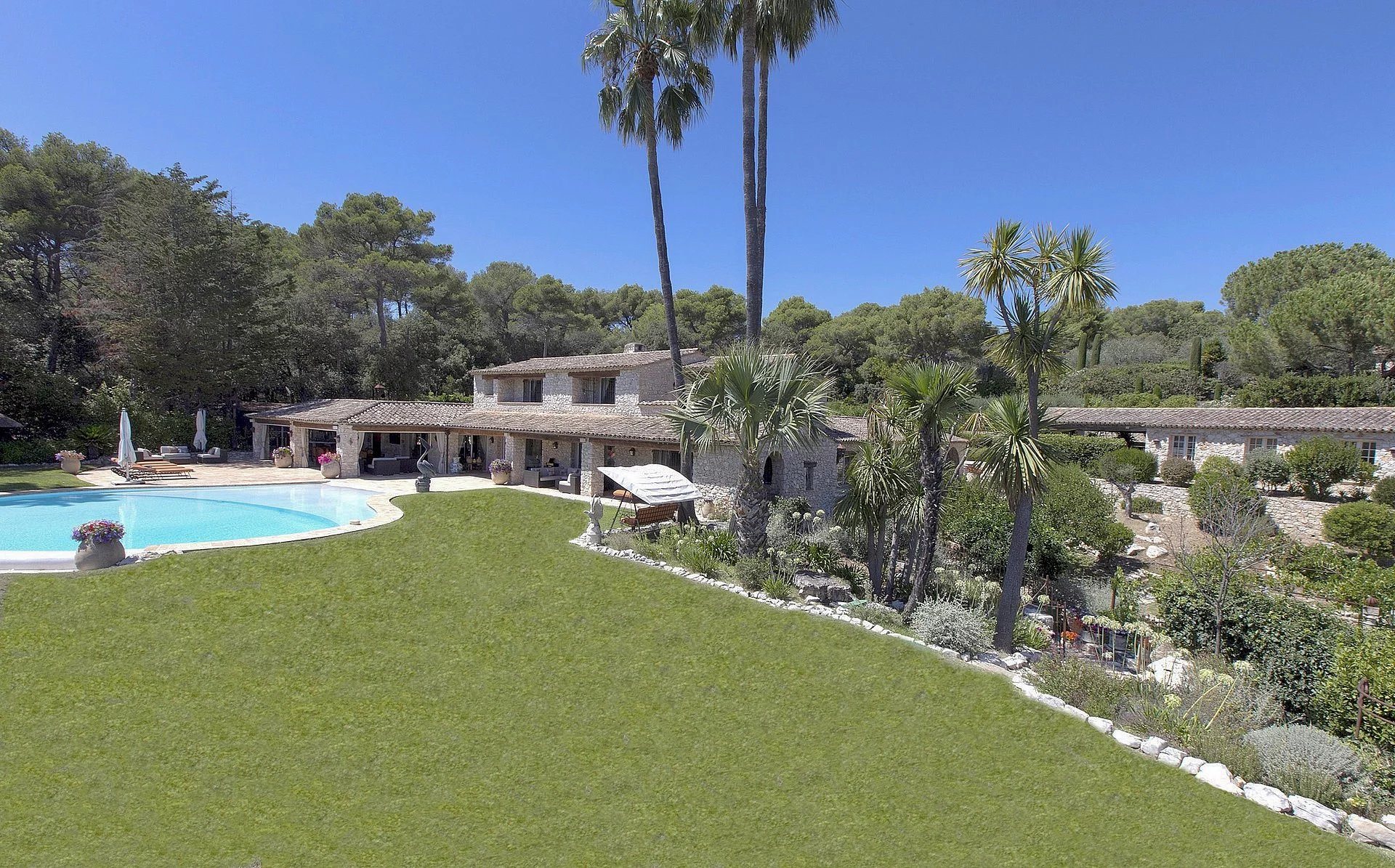 Maison à vendre, 800m², La Colle-sur-Loup