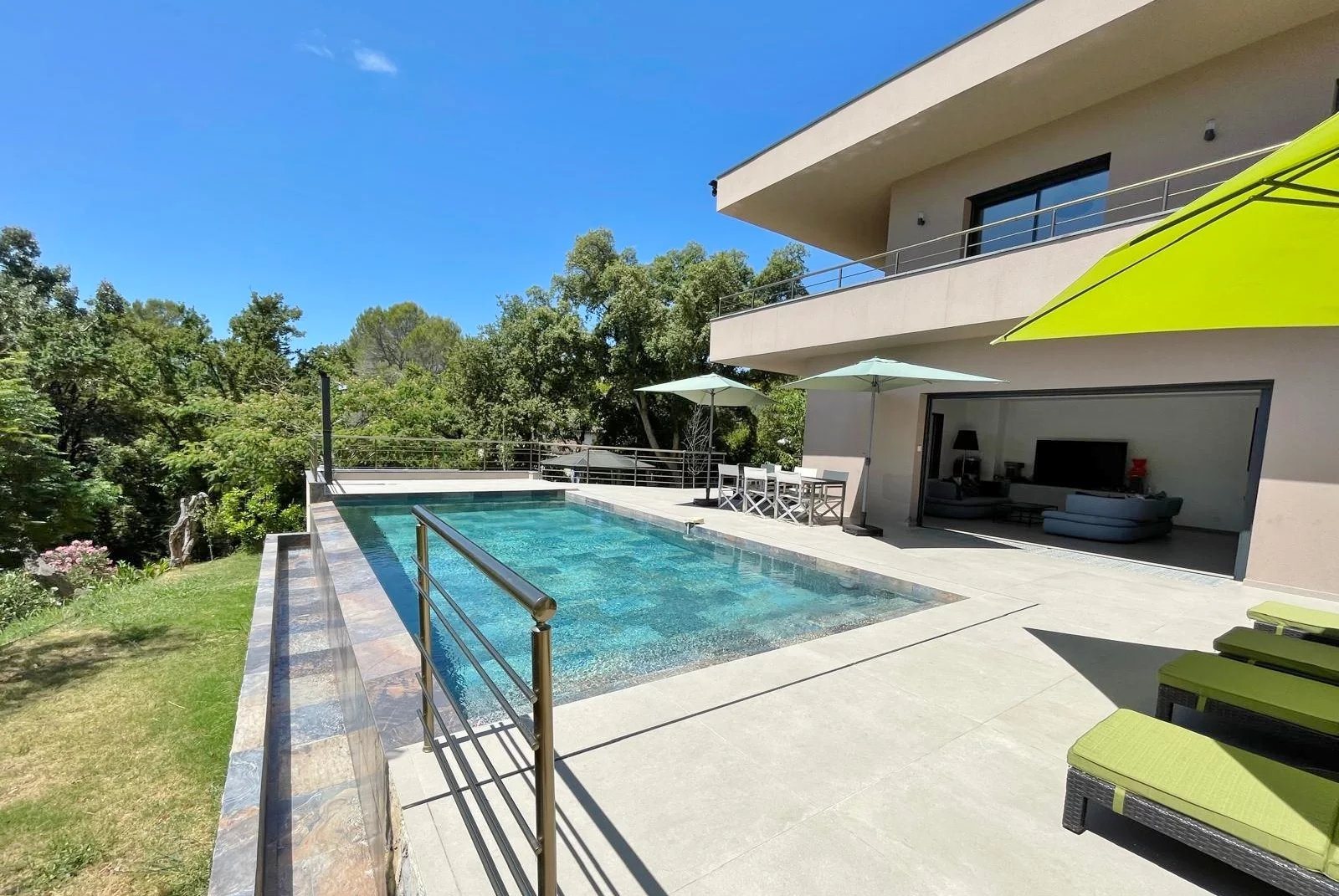 Maison à vendre, 240m², Biot