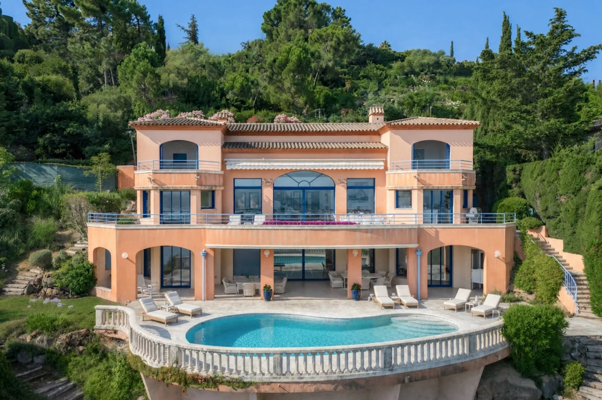 Appartement à vendre, 323m², Théoule-sur-Mer