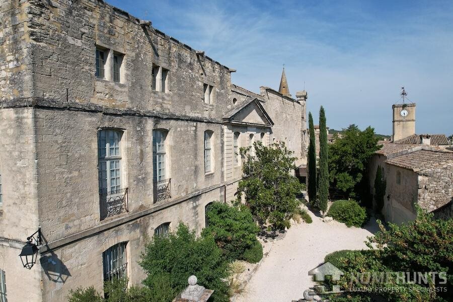 Maison à vendre, 1368m², Uzès