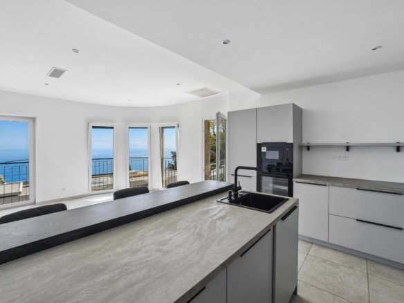 Maison à vendre, 166m², La Turbie
