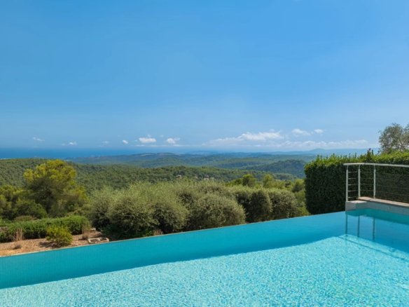 Maison à vendre, 180m², Tourrettes-sur-Loup
