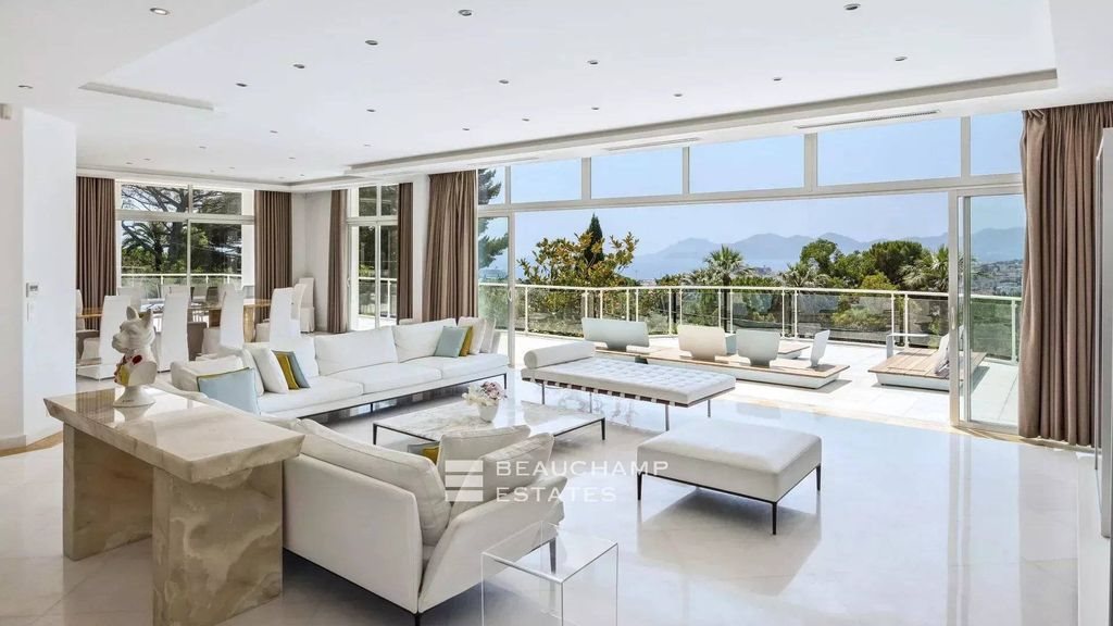 Maison à vendre, 712m², Cannes
