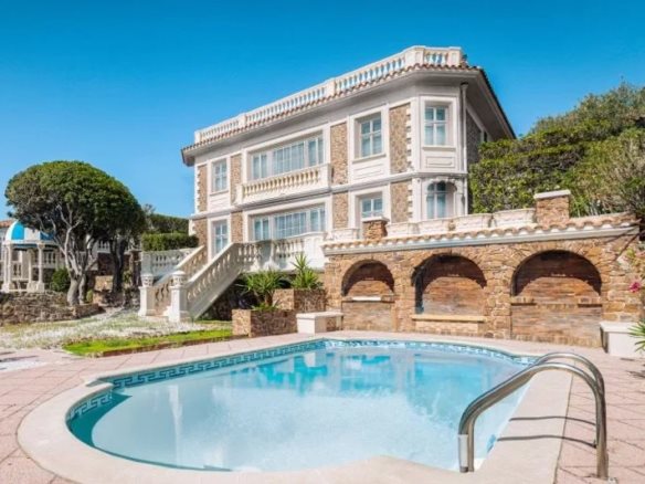 Maison à vendre, 262m², Saint-Raphaël