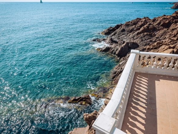 Maison à vendre, 262m², Saint-Raphaël