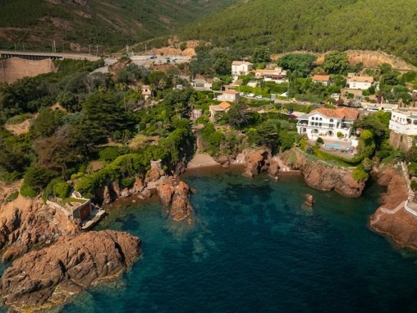 Maison à vendre, 420m², Saint-Raphaël