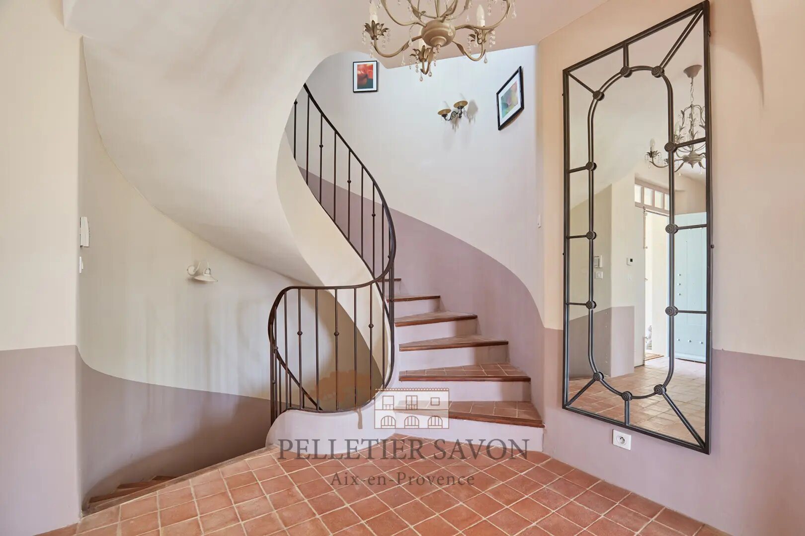 Maison à vendre, 400m², Ventabren