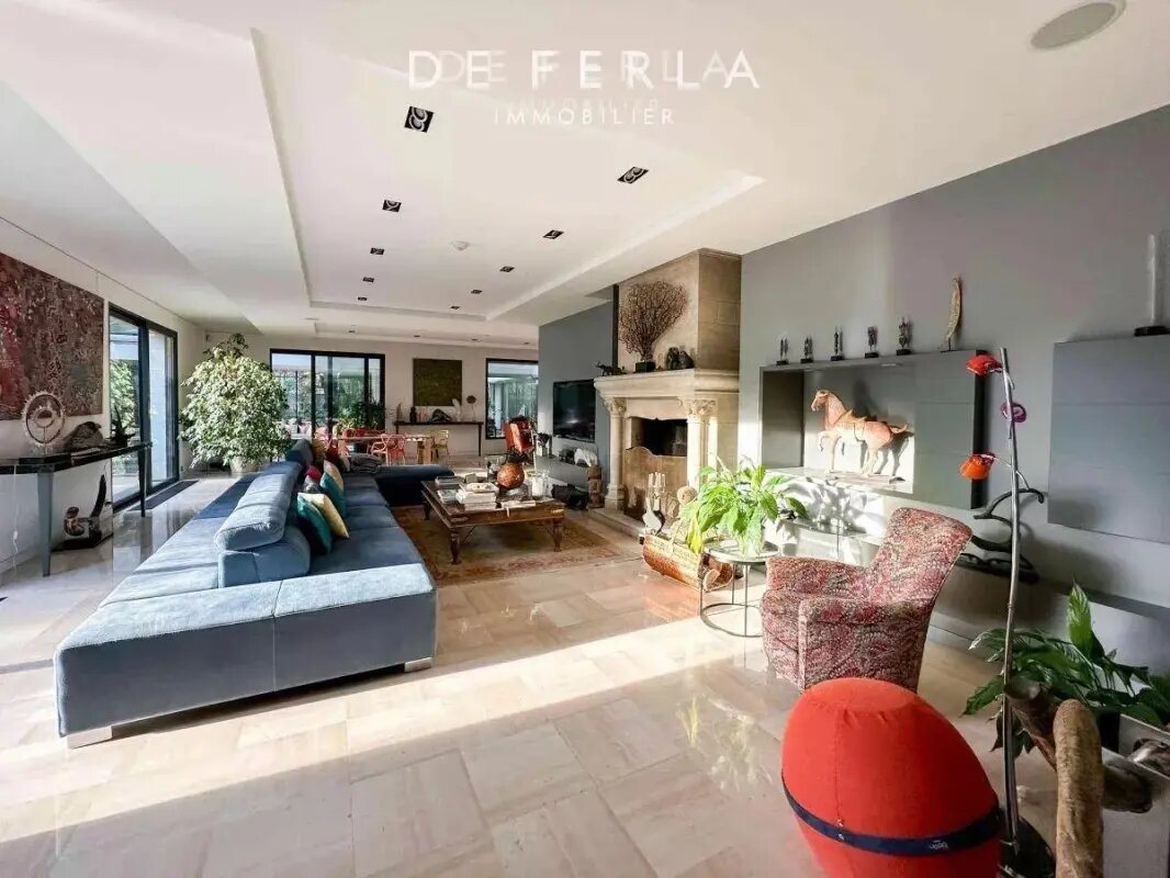 Maison à vendre, 1020m², Saint-Maur-des-Fossés
