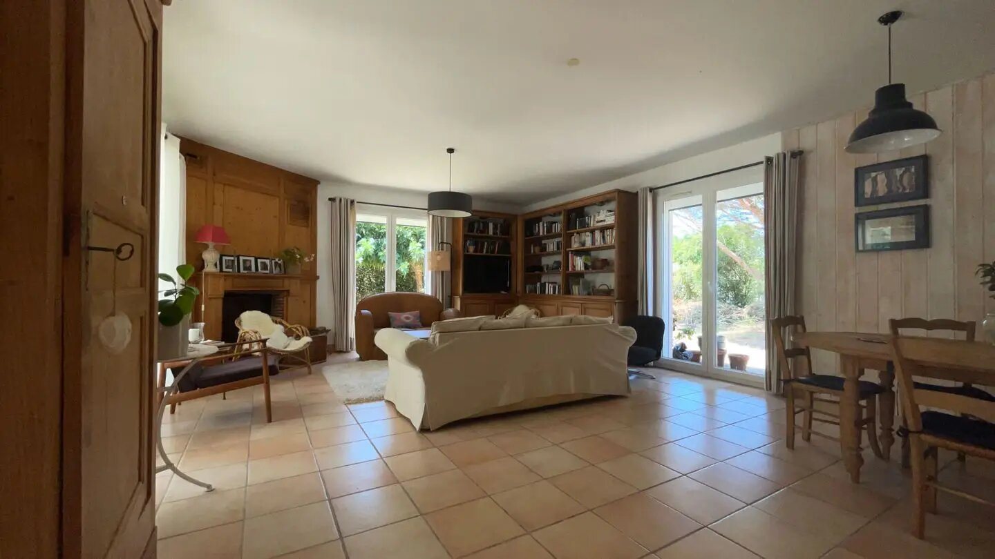 Maison à vendre, 142m², Saint-Michel-Escalus