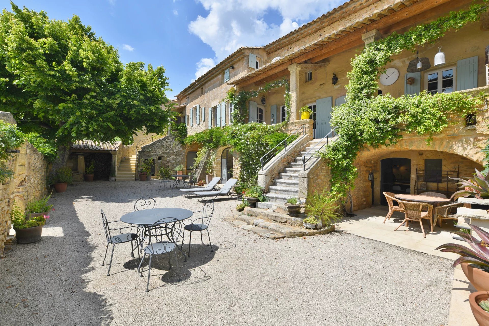 Maison à vendre, 370m², Uzès