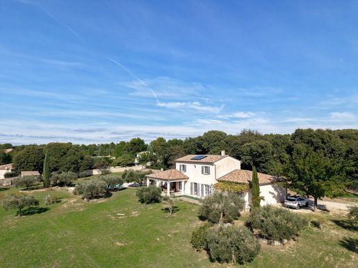 Maison 7 pièces 190 m² · à Uzès · 190 m² · 1 590 000 €