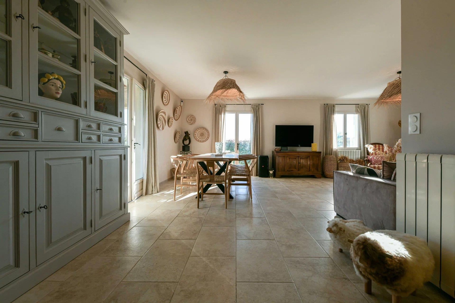 Maison à vendre, 126m², Uzès