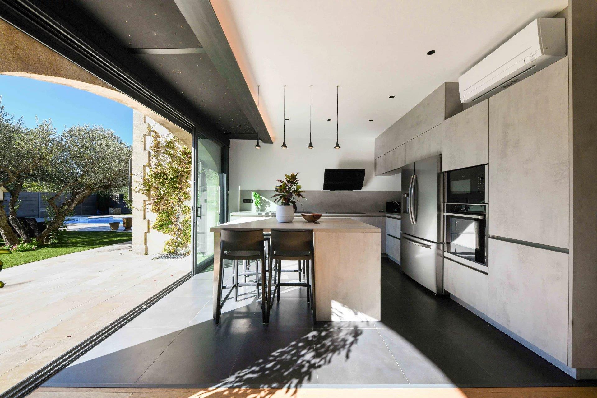 Maison à vendre, 280m², Uzès