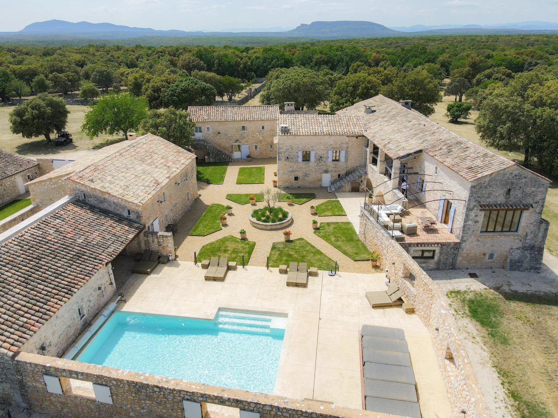 Maison à vendre, 499m², Goudargues