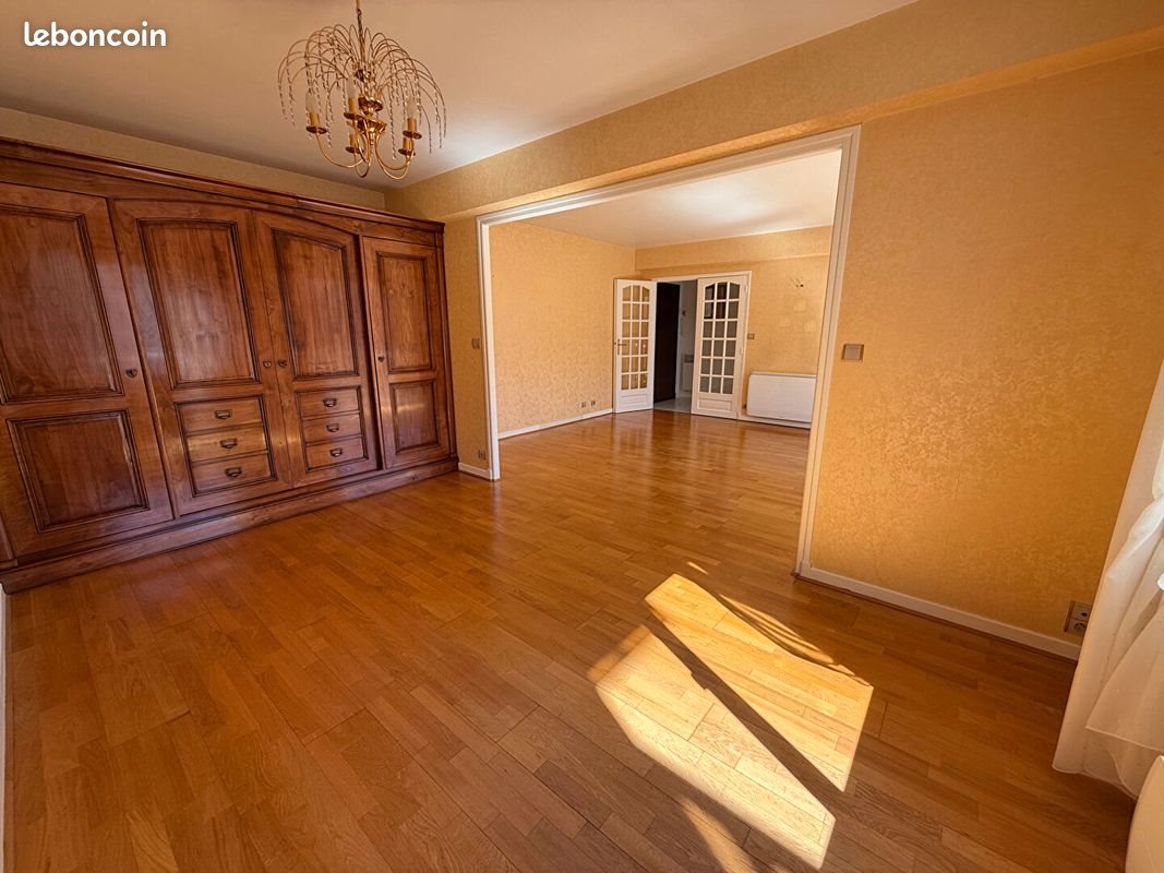 Appartement à vendre, 76m², Montluçon