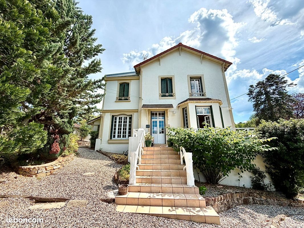 Maison à vendre, 136m², Néris-les-Bains