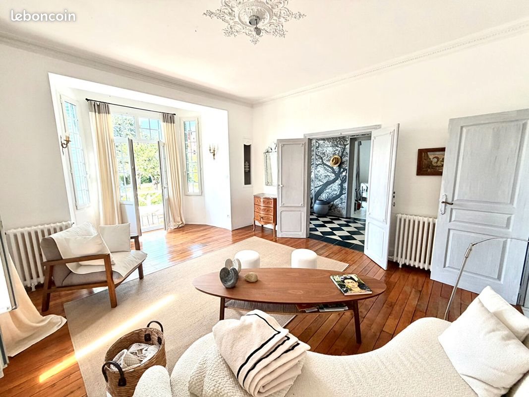 Maison à vendre, 136m², Néris-les-Bains