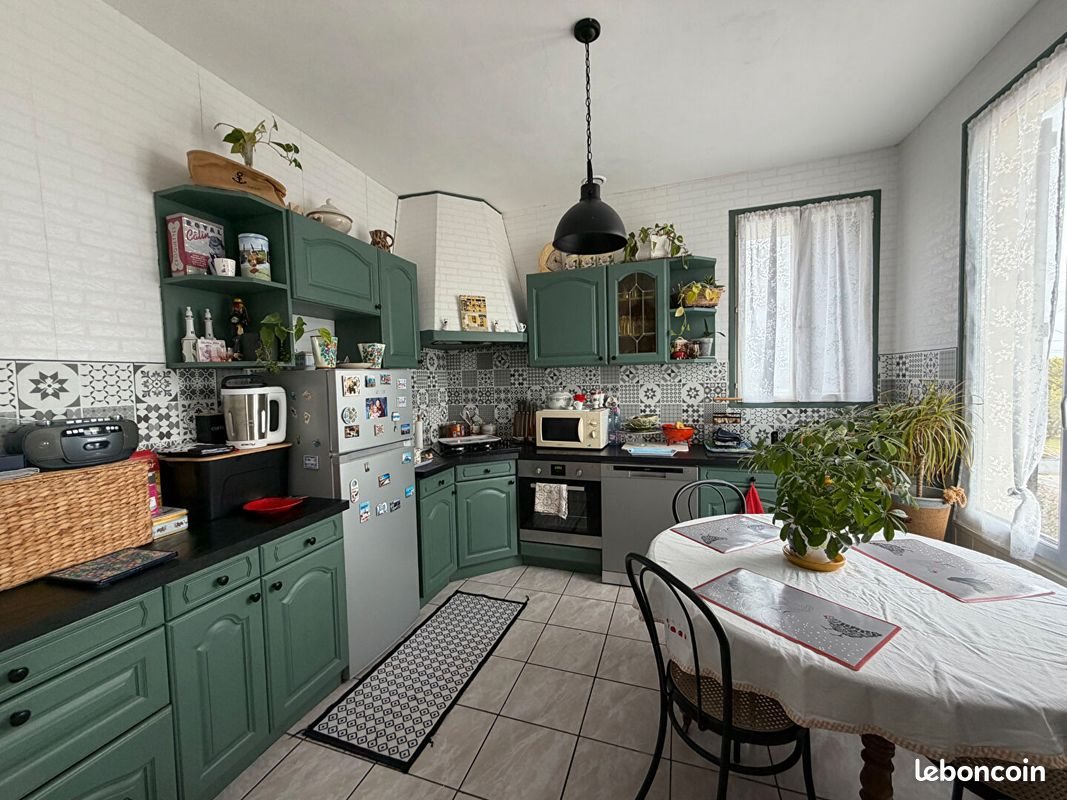Maison à vendre, 94m², Domérat