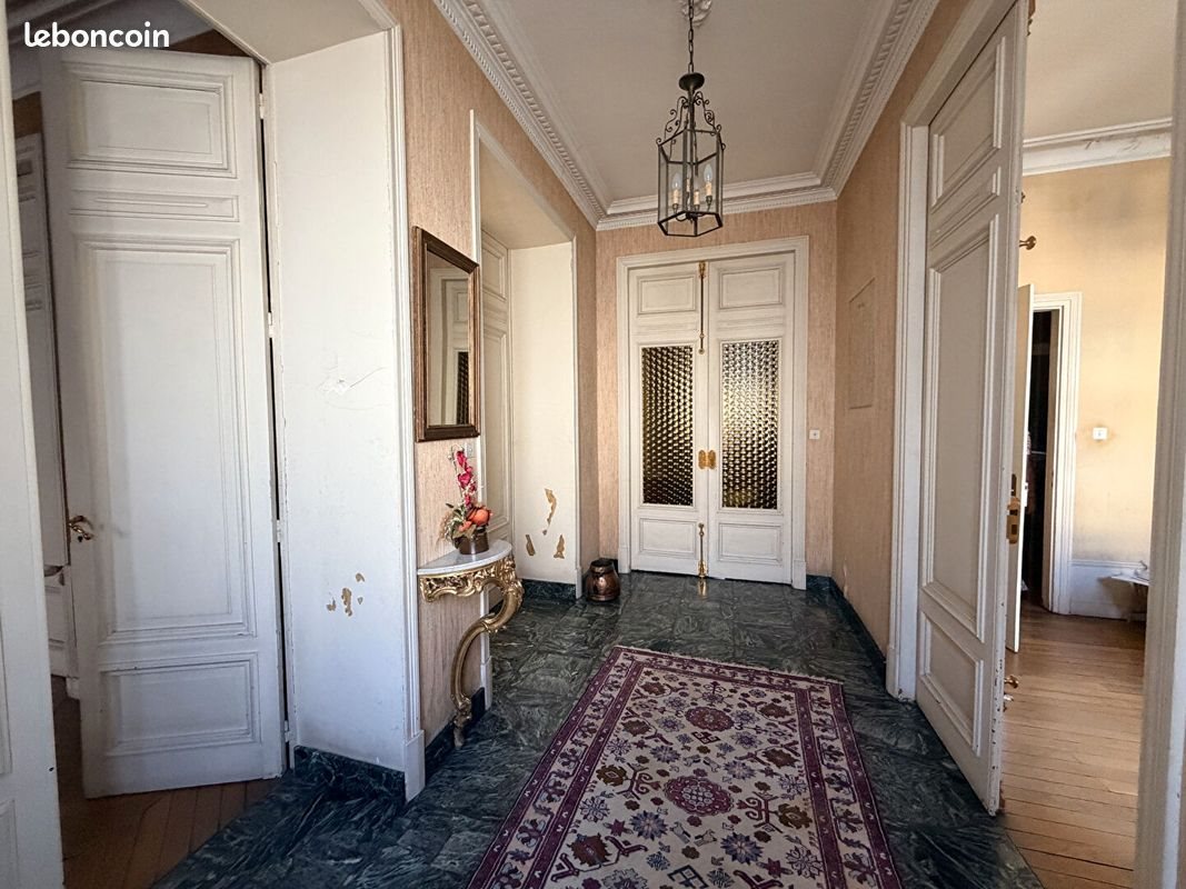 Maison à vendre, 480m², Montluçon