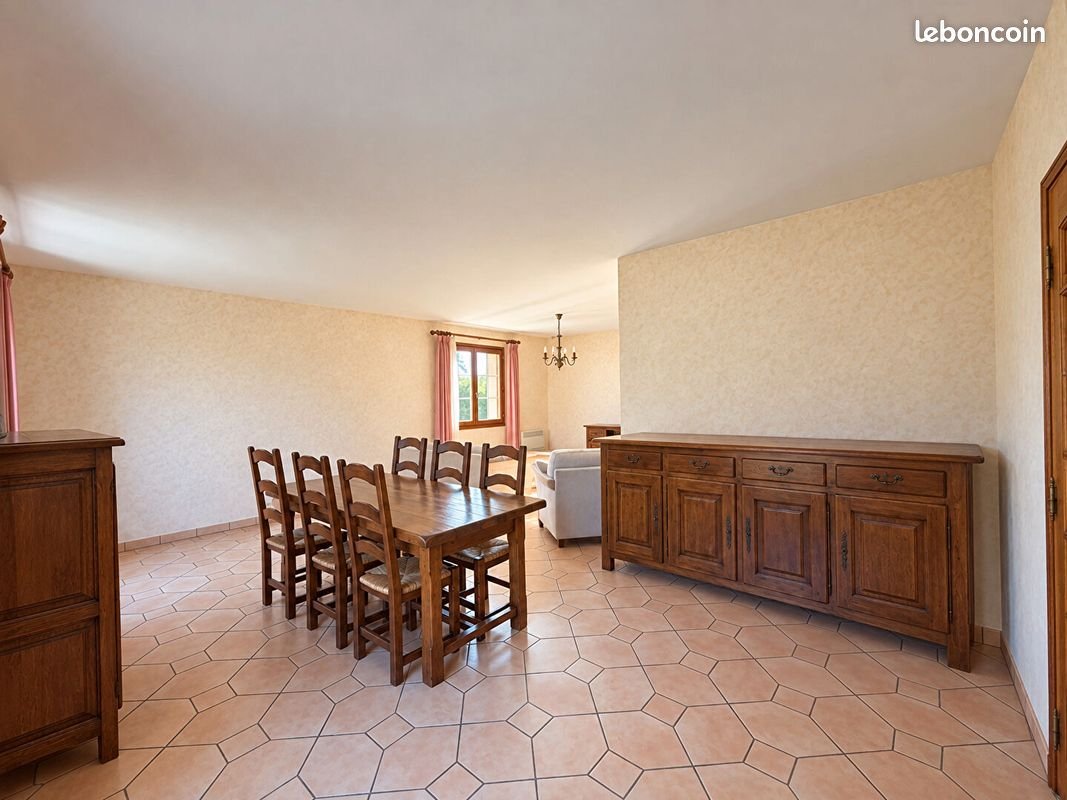 Maison à vendre, 182m², Domérat