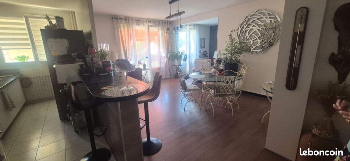 Appartement à vendre, 75m², Montluçon