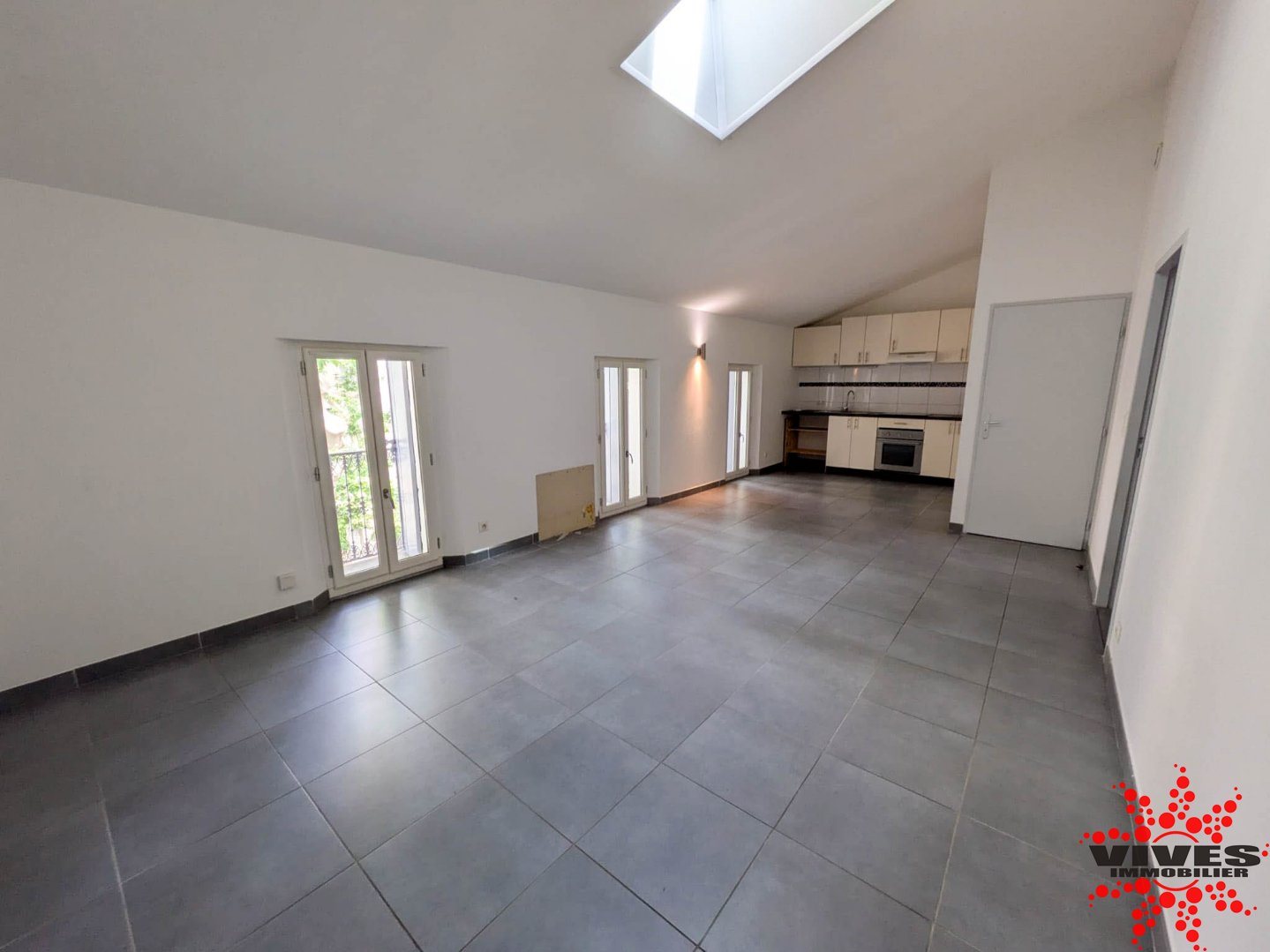 Appartement à louer, 54m², Servian