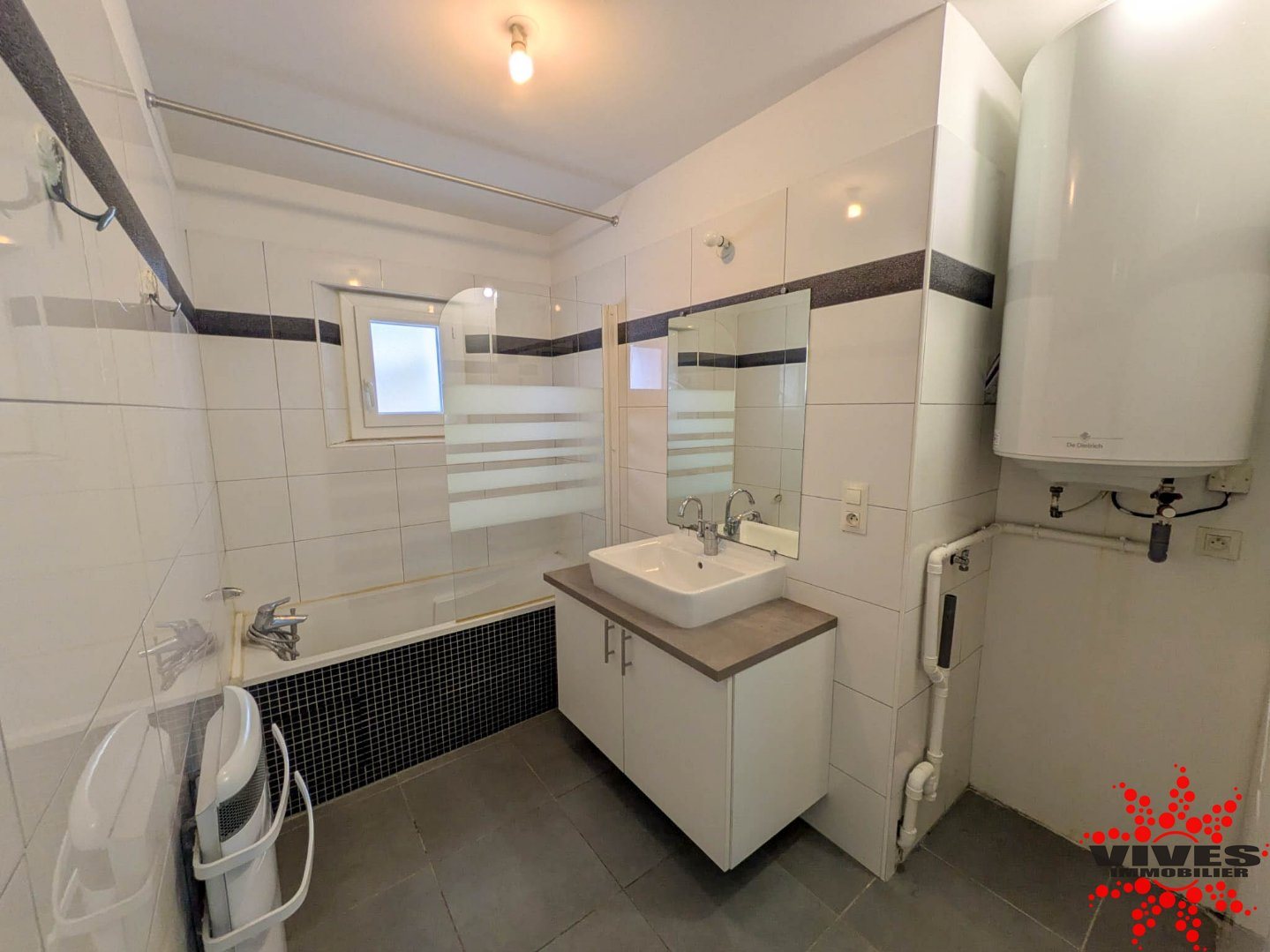 Appartement à louer, 54m², Servian