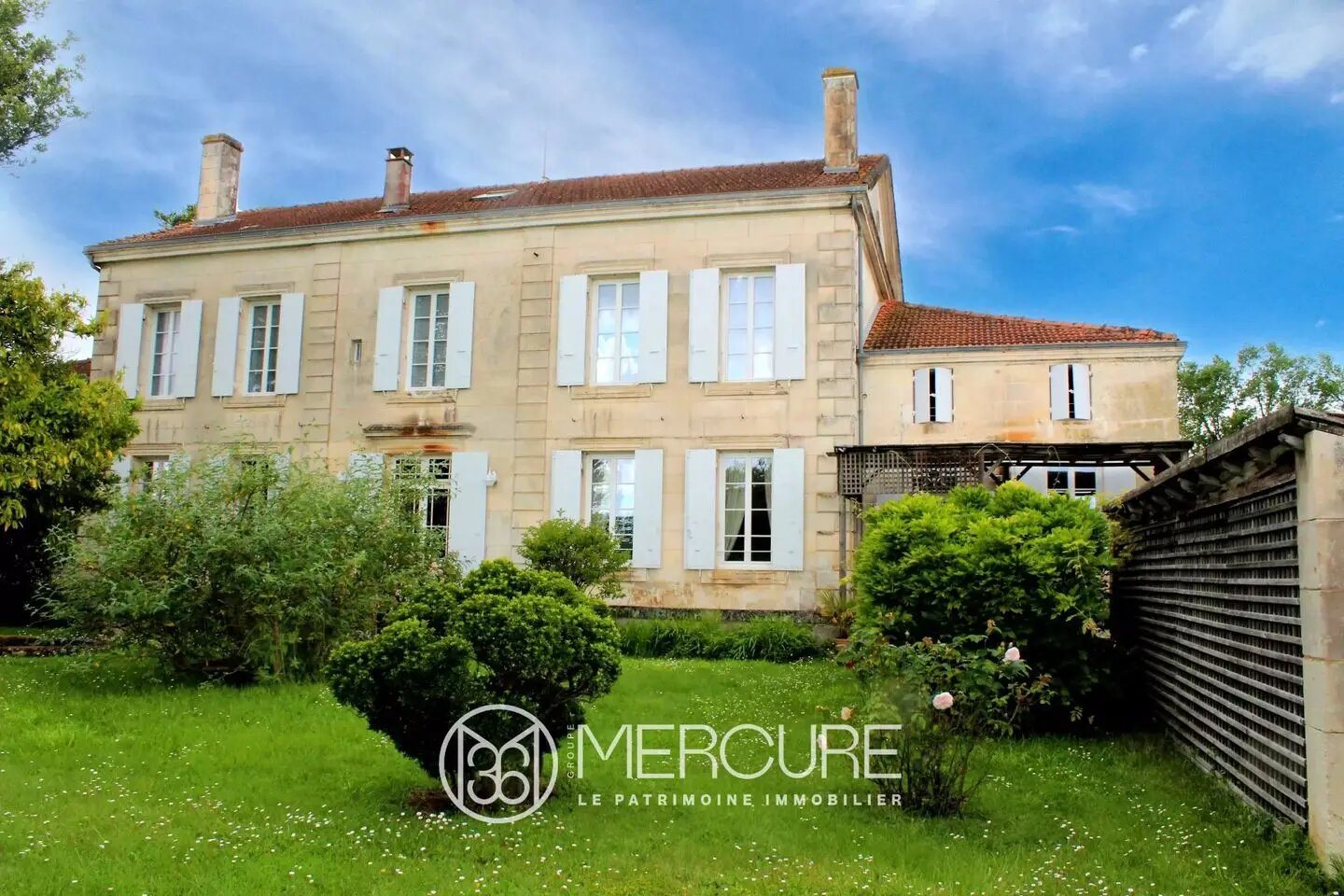Maison à vendre, 400m², Saintes