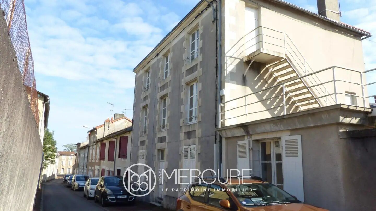 Maison à vendre, 580m², Montmorillon