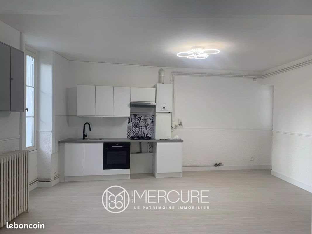 Appartement à louer, 61m², Latillé