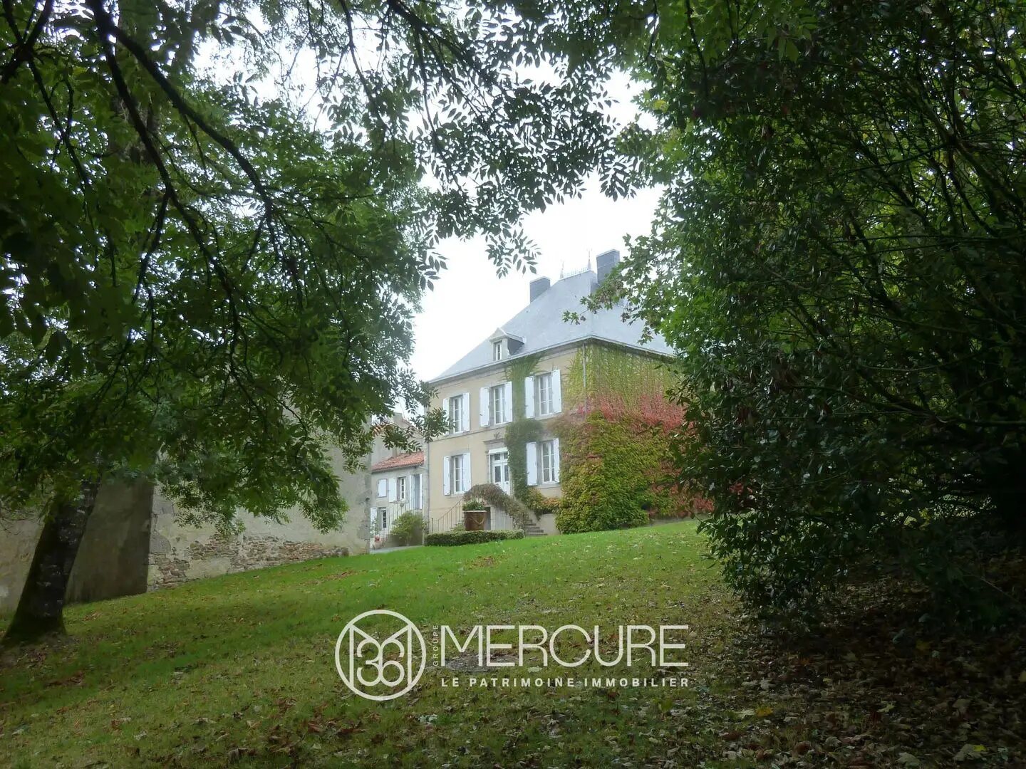 Maison à vendre, 264m², Saint-Paul-en-Gâtine