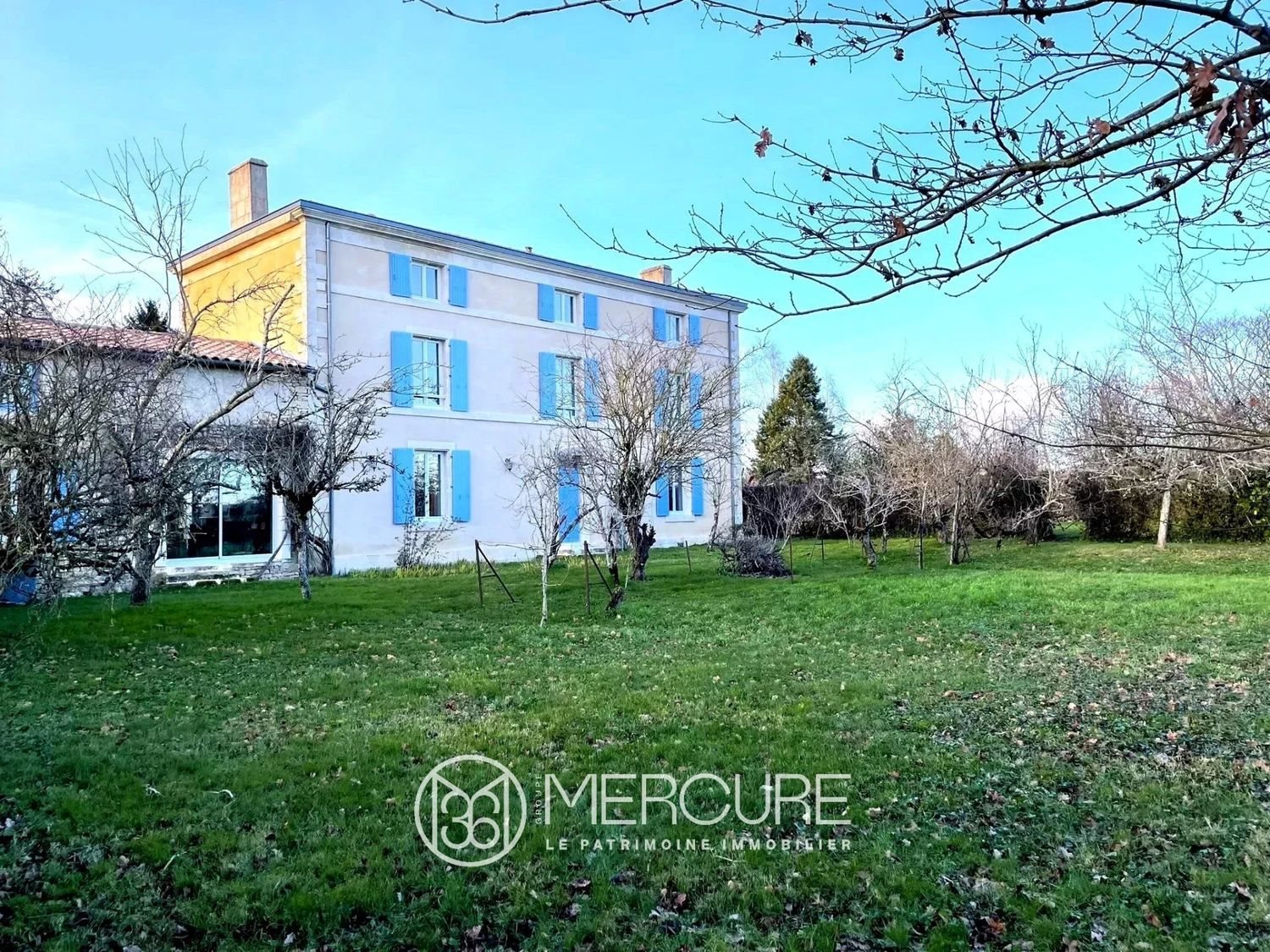 Maison à vendre, 264m², La Crèche